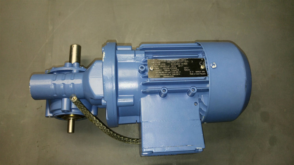 SIEMENS CONVEYOR MOTOR 1LA7063-4AB93-Z IP 55 230/400V .18kW 1350RPM