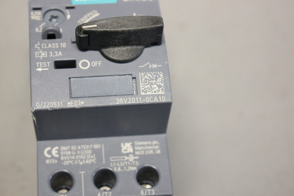 UNUSED SIEMENS SIRIUS CIRCUIT BREAKER 3RV2011-0CA10