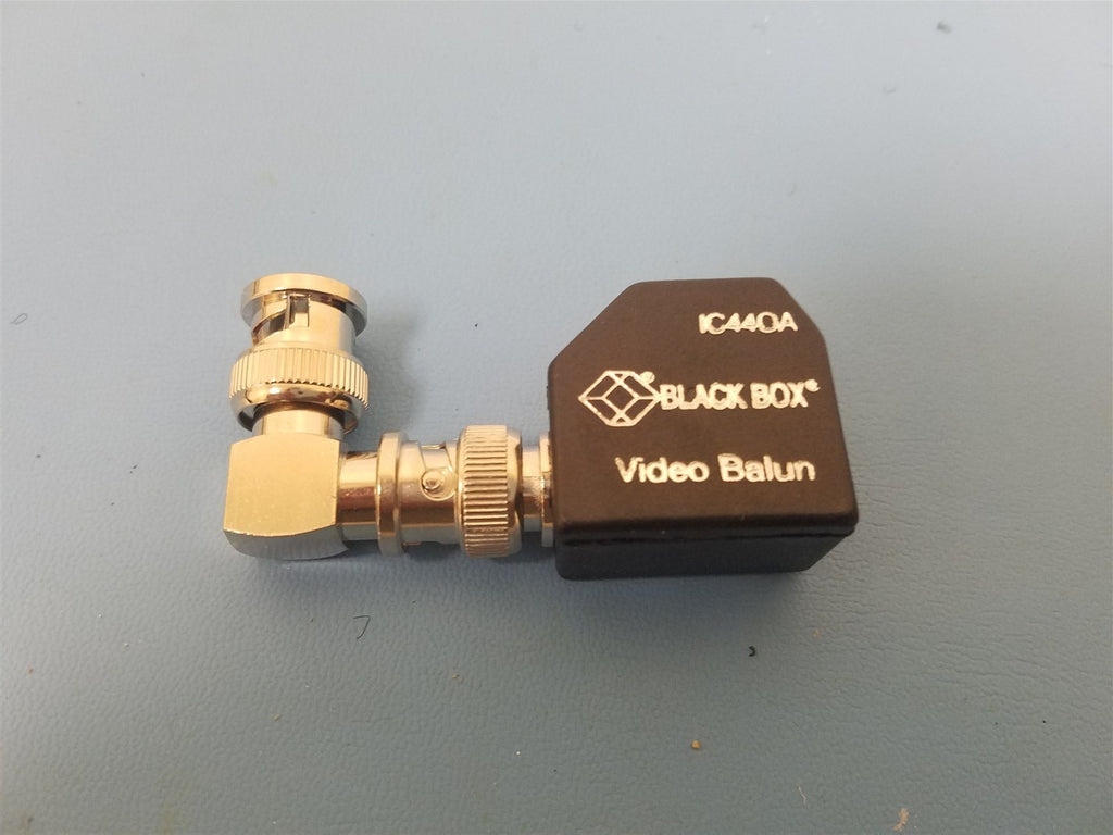 BLACK-BOX IC44OA VIDEO BALUN WITH 90° ADAPTER
