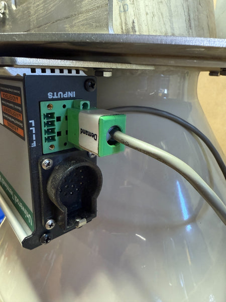 CONAIR  DL Series Material Feeder with UTB-24-D Terminal Box Hopper DL 15 Vacuum