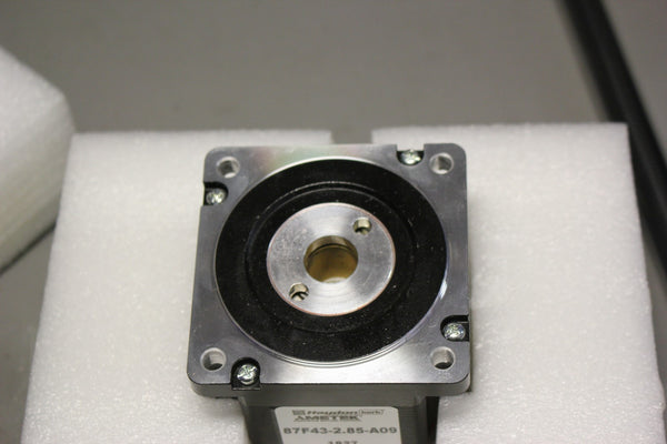 NEW AMETEK HYBRID STEPPER MOTOR/LIEAR ACTUATOR  87F43-2.85-A09