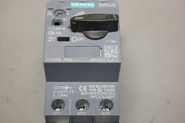 UNUSED SIEMENS SIRIUS CIRCUIT BREAKER 3RV2021-OJA10