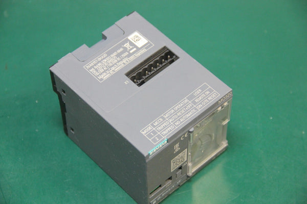 SIEMENS MOTOR OPERATOR 3VA9157-0HA20 FOR 3VA11 CIRCUIT BREAKER