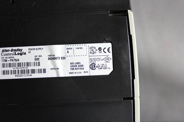 ALLEN BRADLEY CONTROLLOGIX 17 SLOT PLC CHASSIS W/ POWER SUPPLY 1756-A17/B PA75/A