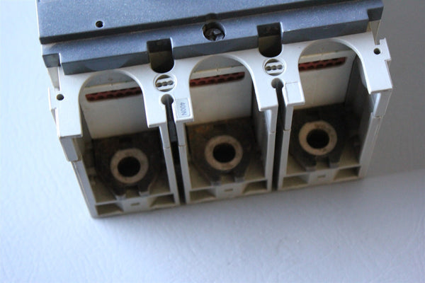 SCHNEIDER/MERLIN GERIN 400A CIRCUIT BREAKER WITH TRIP UNIT NSJ400 N