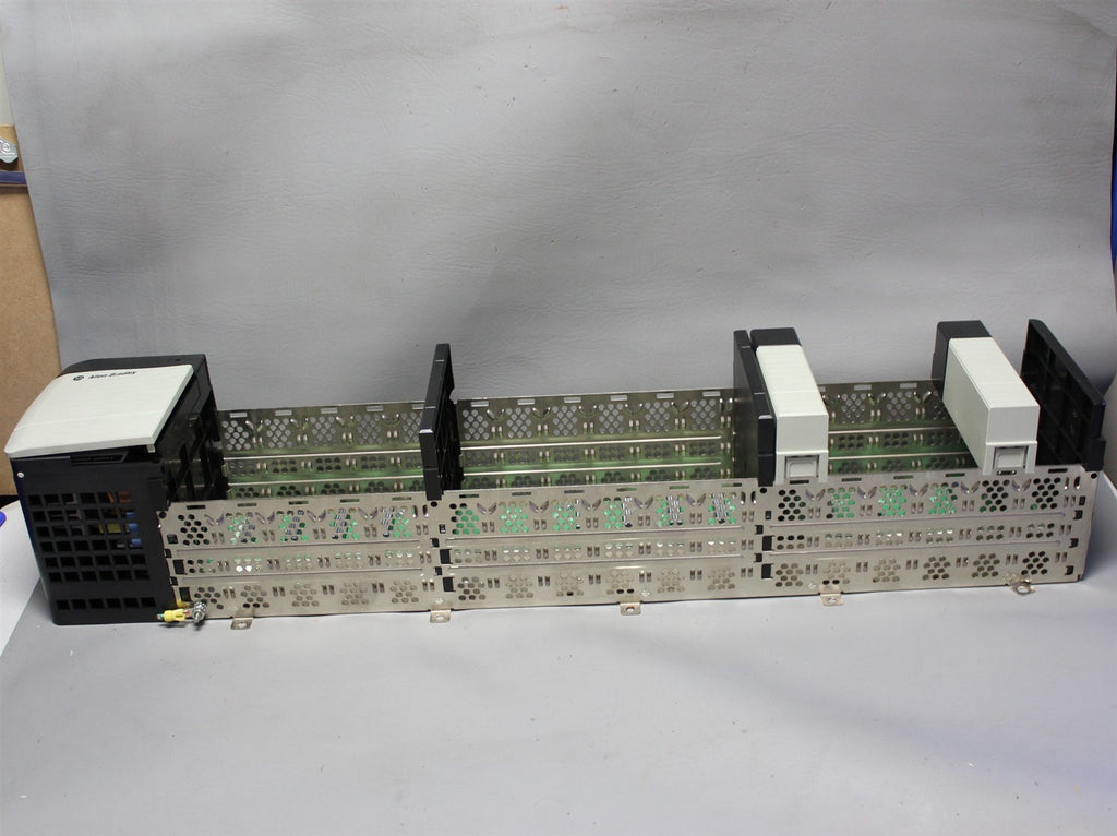 ALLEN BRADLEY CONTROLLOGIX 17 SLOT PLC CHASSIS W/ POWER SUPPLY 1756-A17/B PA75/B