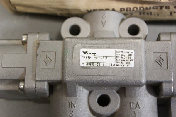 UNUSED VERSA STAINLESS STEEL 3 WAY VALVE MANIFOLD VSP-3501-316