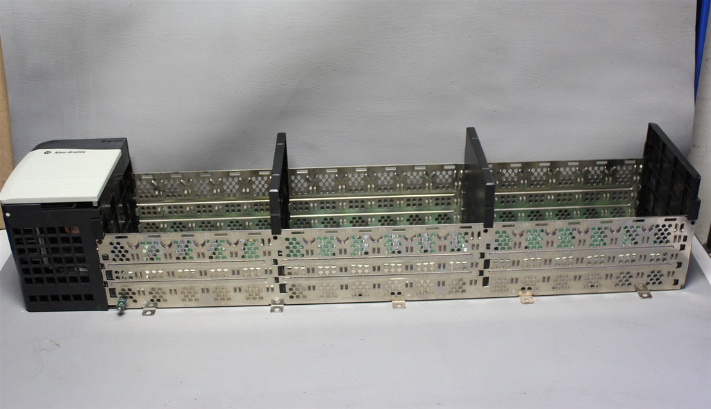 ALLEN BRADLEY CONTROLLOGIX 17 SLOT PLC CHASSIS W/ POWER SUPPLY 1756-A17/B PA75/A
