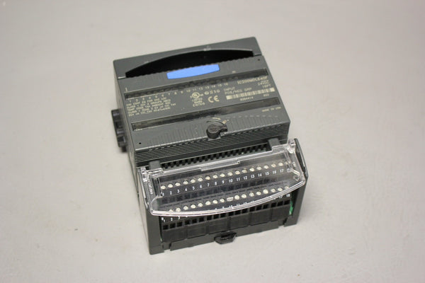 GE VERSAMAX PLC MODULE WITH CARRIER IC200MDL640F & IC200CHS0002