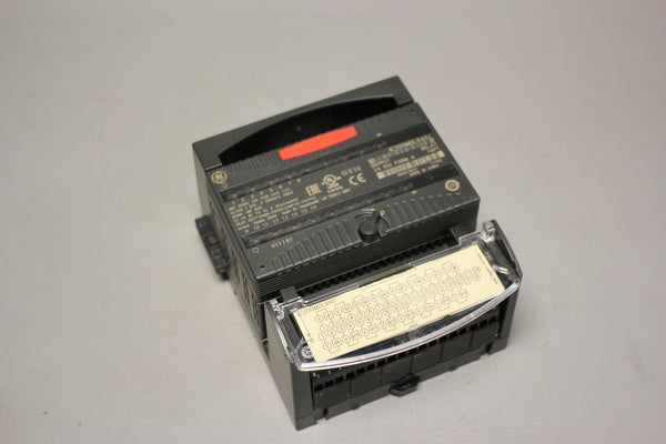 GE VERSAMAX PLC MODULE WITH CARRIER IC200MDL940J & IC200CHS0002