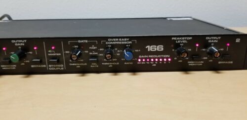 dbx  Professional Over Easy Compressor With Gate & Peakstop