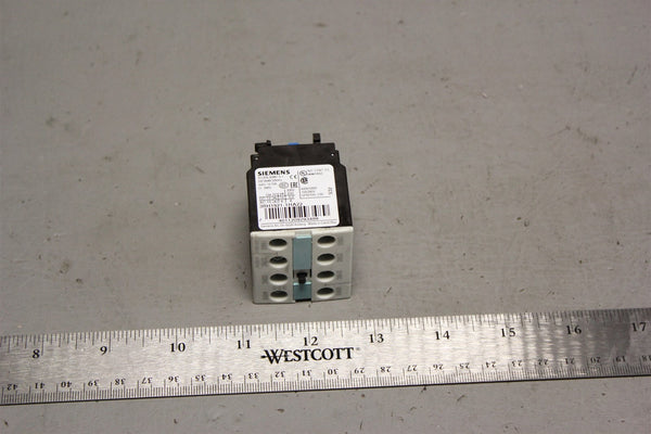Unused SIEMENS AUXILIARY SWITCH CONTACT BLOCK 3RH1921-1HA22