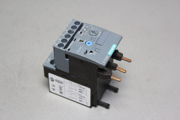 UNUSED SIEMENS SIRIUS OVERLOAD RELAY 3RB3026-1VB0