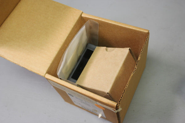 NEW ALLEN BRADLEY TACTILE PUSHBUTTON  800Z-GF2Q5B SER. B 800Z-GF2 SER. B