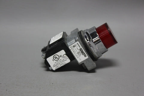 SIEMENS RED LED PILOT INDICATOR LIGHT 52PL4E2XB W/TRANSFORMER 52AAFE2B