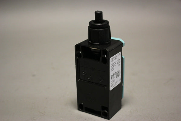 SIEMENS POSITION SWITCH METAL ENCLOSURE 3SE5112-0CR01