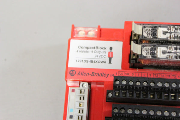 ALLEN BRADLEY GUARD I/O DIGITAL COMB. MODULE  1791DS-IB4XOW4 A