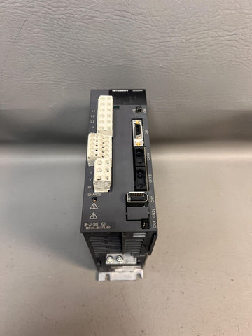 MITSUBISHI MELSERVO SERVO DRIVE MR-J3-100B 3PH 200V