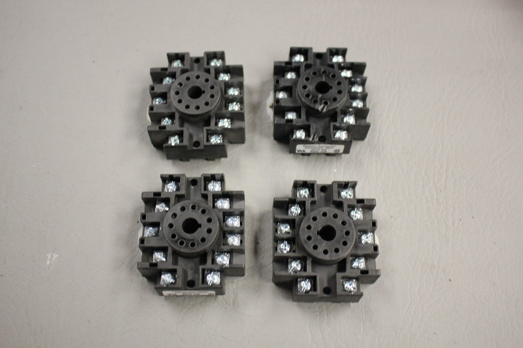 LOT OF 4 CUSTOM CONNECTOR 0T11-PC