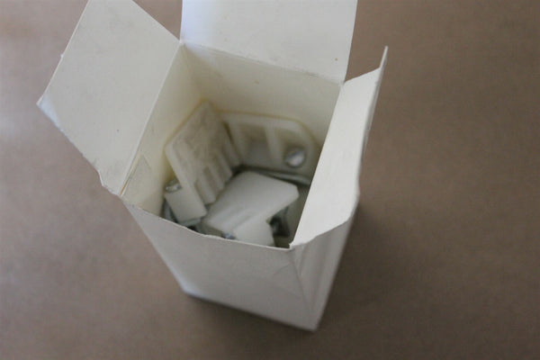 LOT OF 9 NEW ALLEN BRADLEY TERMINAL BLOCKS 1492-N23 D