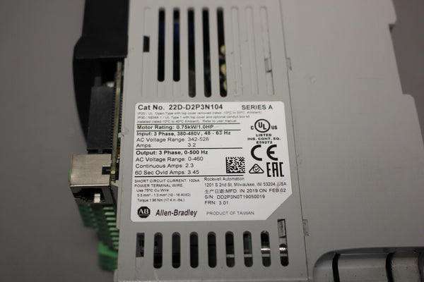ALLEN BRADLEY POWERFLEX 1HP AC DRIVE  22D-D2P3N104 A