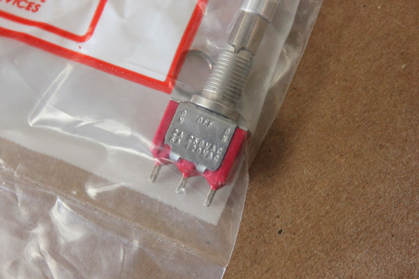 New C&K Toggle Switch With Hardware 7105 7105KZQE (ON) (OFF) (ON) 2A~250V 5A~120