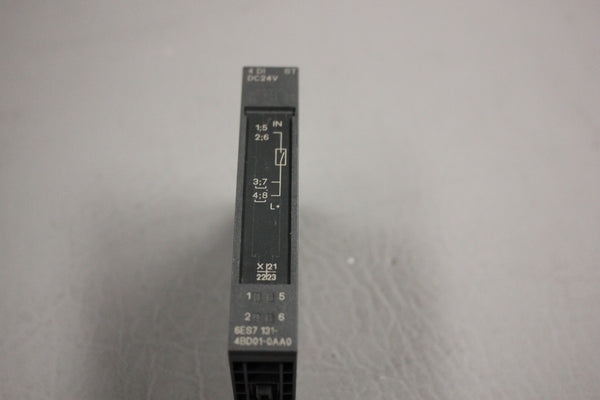 NEW SIEMENS SIMATIC MODULE 6ES7 131-4BD01-0AA0