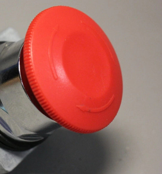 NEW SIEMENS NON ILLUMINATED PUSH BUTTON SWITCH RED MUSHROOM OIL TIGHT 52PR8W2A