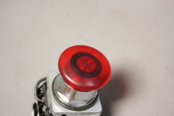 USED SIEMENS ILLUMINATED PUSH/PULL BUTTON  52PP7LRU