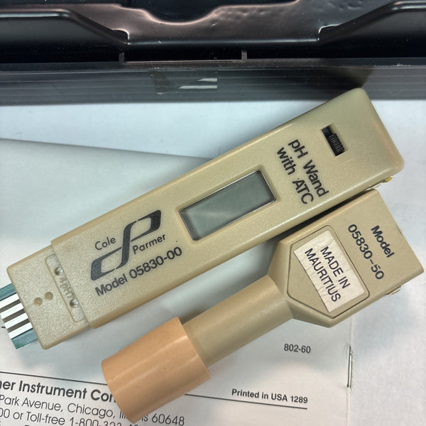 Cole Parmer Digital PH Wand with ATC, 05830-00 and 05830-50
