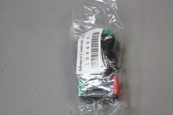 NEW ADVANCE CONTROLS GREEN PUSHBUTTON  104465