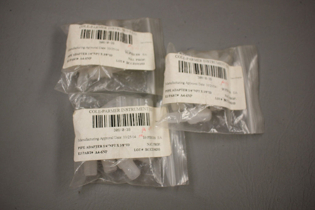 LOT OF 30 NEW COLE PARMER 30610-39 PIPE ADAPTERS 1/2NPT X 3/8 ID