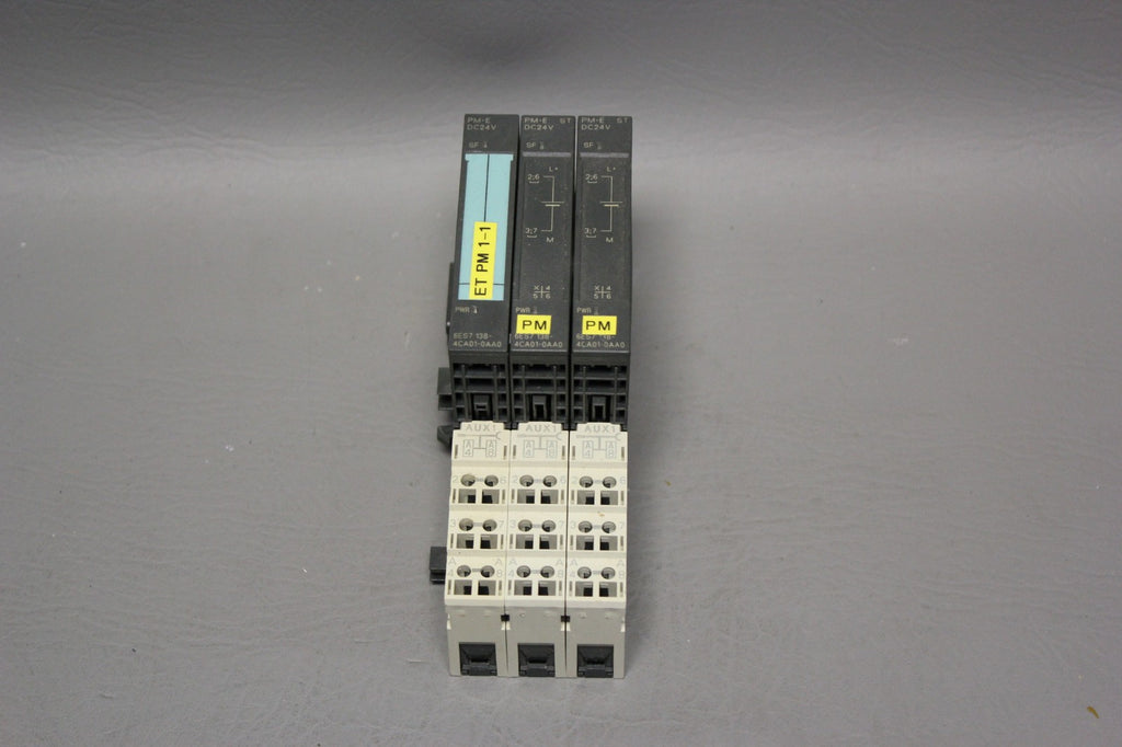 LOT OF 3  SIEMENS DIGITAL I/O MODULES  6ES7 138-4CA01-0AA0