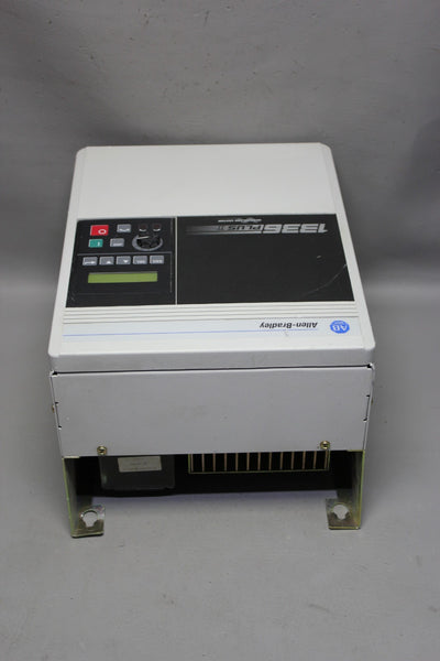 ALLEN BRADLEY 1336 PLUS II AC DRIVE  1336F-CWF150-AA-EN-HCS1-L6
