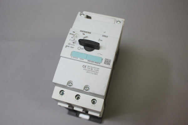 UNUSED SIEMENS 3RV1041-4MA10 SIRIUS MOTOR CONTROLLER CIRCUIT BREAKER