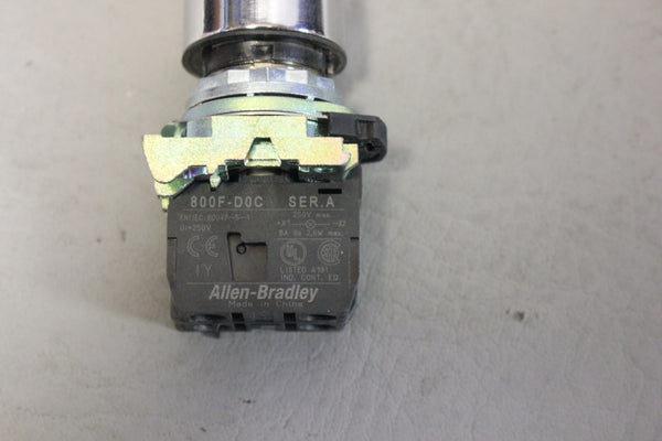 ALLEN BRADLEY GREEN PILOT LIGHT WITH 800F-D0C & 800F-X10