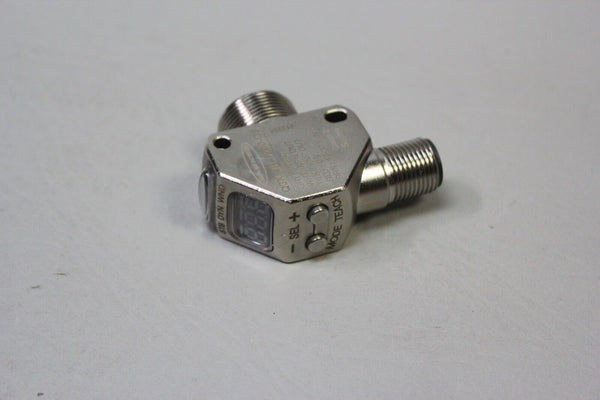 BANNER LASER SENSOR Q3XTBLD200-QB