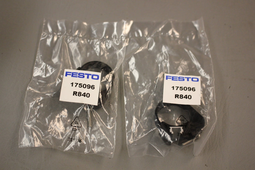 LOT OF 2 NEW FESTO 175096 R840 MOUNTING KITS