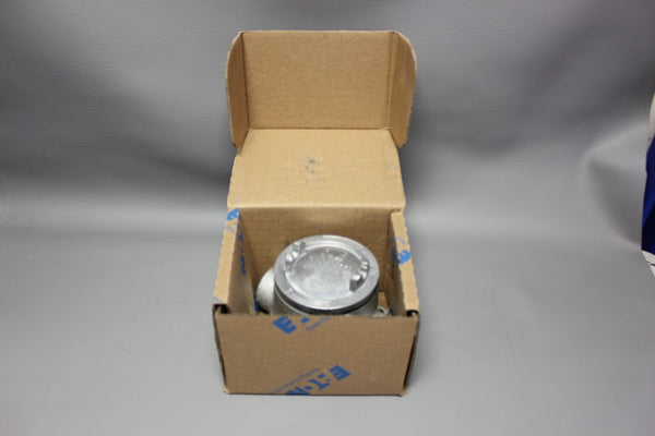 NEW EATON CROUSE-HINDS SERIES EABT26 CONDULET 3/4" CONDUIT OUTLET BOX WITH COVER