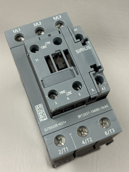 UNUSED SIEMENS POWER CONTACTOR 3RT2037-1AK60-1AA0