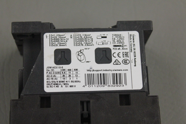SIEMENS SIRIUS 3RT2026-1AK60 POWER CONTACTOR