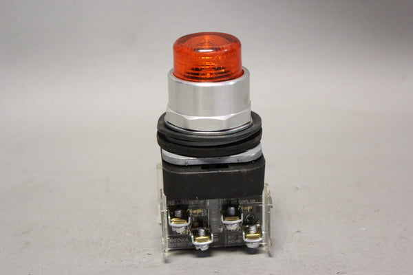 ALLEN-BRADLEY ILLUMINATED  PUSH-BUTTON 800T-QB10A