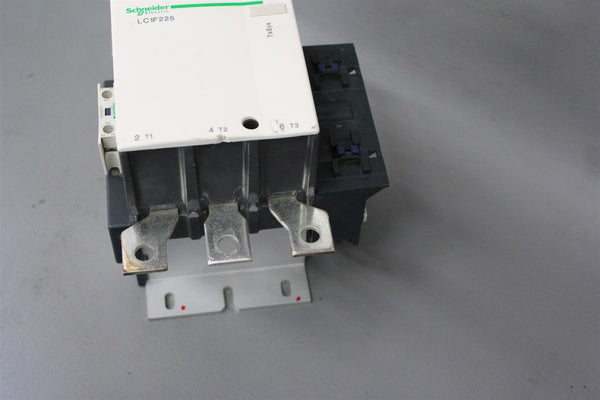 SCHNEIDER 225A CONTACTOR LC1F225 #2
