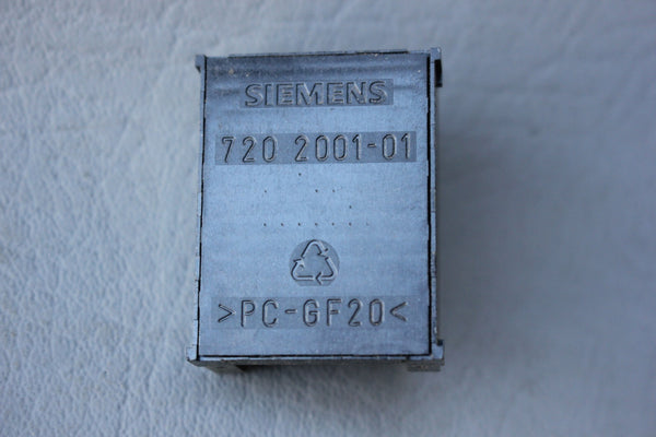 LOT OF 11 SIEMENS 720 2001-01 ADAPTER MODULE CONNECTORS