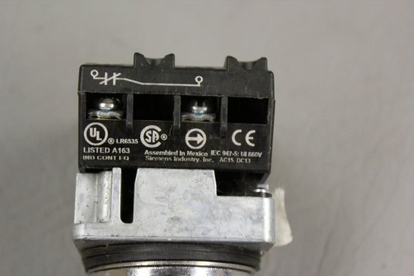 SIEMENS 52PR8W2G OIL TIGHT RED PUSHBUTTON