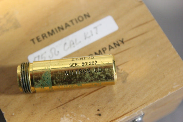 LOT OF WILTRON TERMINATIONS/SHORTS IN BOX 26N75 22N75 22NF72 26NF75