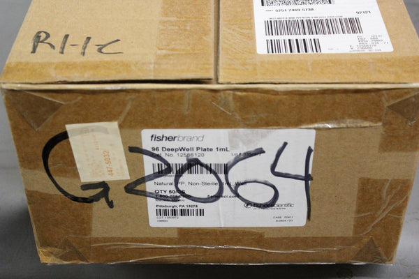 NEW CASE OF 40 FISHER 96 DEEP WELL PLATES 1mL  12566120 *8 PACKS OF 5*