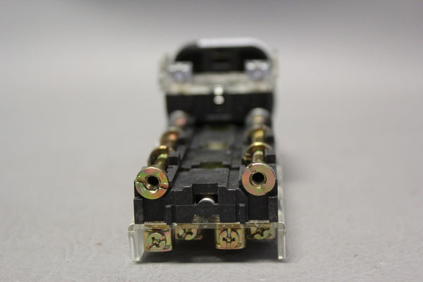 UNUSED ALLEN-BRADLEY ILLUMINATED ORANGE PUSH-BUTTON 800T-QAH24W