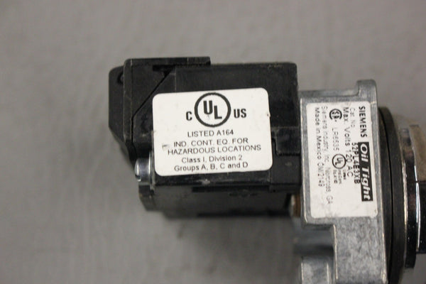 SIEMENS GREEN ILLUMINATED PUSH BUTTON 52PL4E3XB