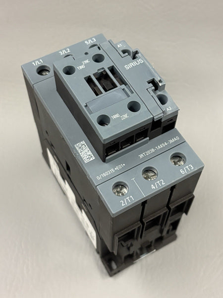 UNUSED SIEMENS POWER CONTACTOR 3RT2038-1AK64-3MA0